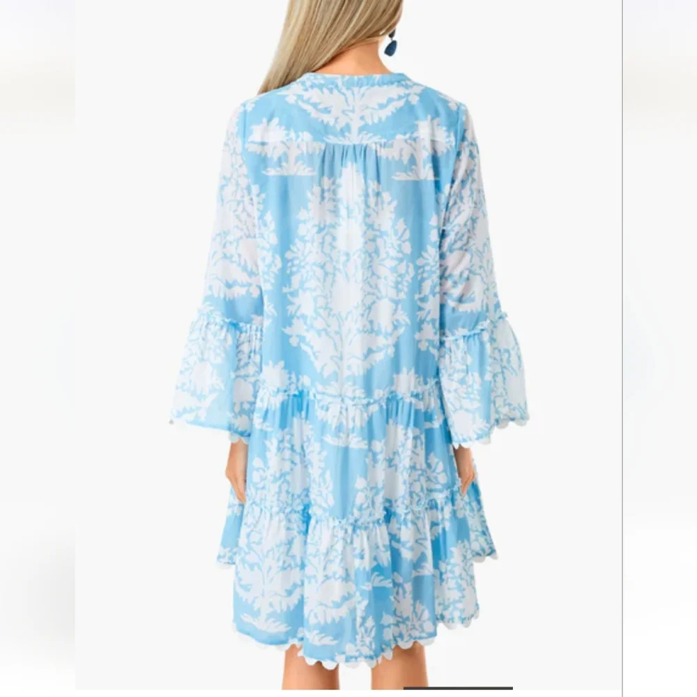 Juliet Dunn Blue and White Floral Mini Dress
